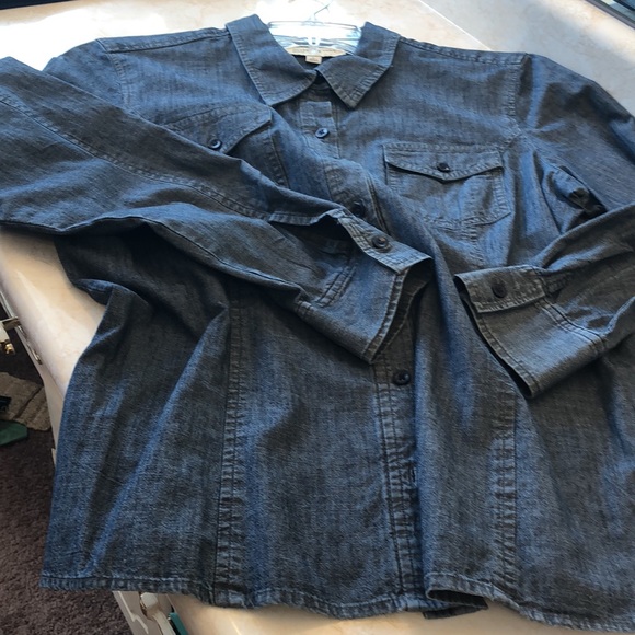 Denim shirt - Picture 2 of 4